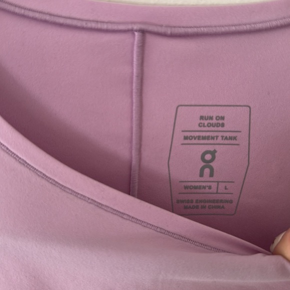 On Movement Tank Women's Pink Sleeveless Top - Picture 3 of 5